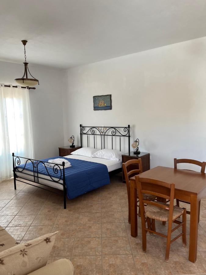 Hotel Ξενοδοχειο Ακρωτηρι à Platia Ammos Extérieur photo